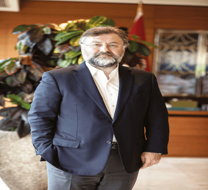 surekli 200 km hizla kosamayiz biraz da 120 yle gidecegiz