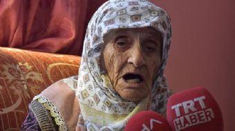 Bursa´nın İnegöl ilçesinde yaşayan 113 yaşındaki Şükriye Bayram, 3 padişah, 12 cumhurbaşkanı ve 38 b