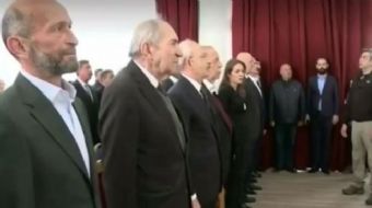 CHP Adalar Belediye Başkan Adayı Erdem Gül’ün İstiklal Marşı’nı okumaması tepkilere neden oldu.