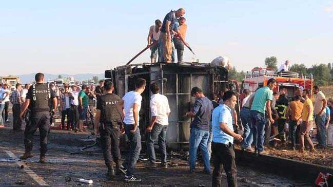 6+polisin+%C5%9Fehit+oldu%C4%9Fu+sald%C4%B1r%C4%B1da+%C5%9Fok+detay