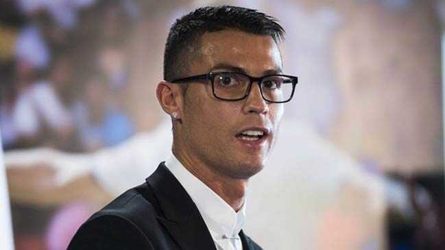 Ronaldo%E2%80%99ya+tarihi+imza+t%C3%B6reni%21;+%C4%B0%C5%9Fte+program...