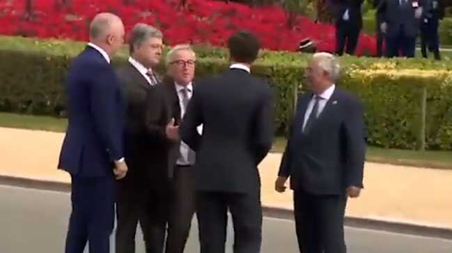 Avrupa+Komisyonu+Ba%C5%9Fkan%C4%B1+Juncker+rezil+oldu