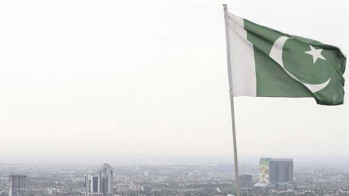 Pakistan, İran ile ticarete devam edecek