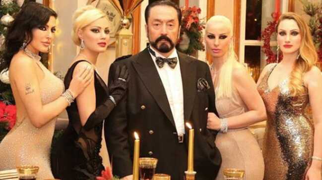 Ayşe Pars Adnan Oktar'ın sırrını açıkladı