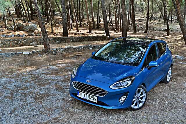 Ford binek modellerinde fiyat düşürdü