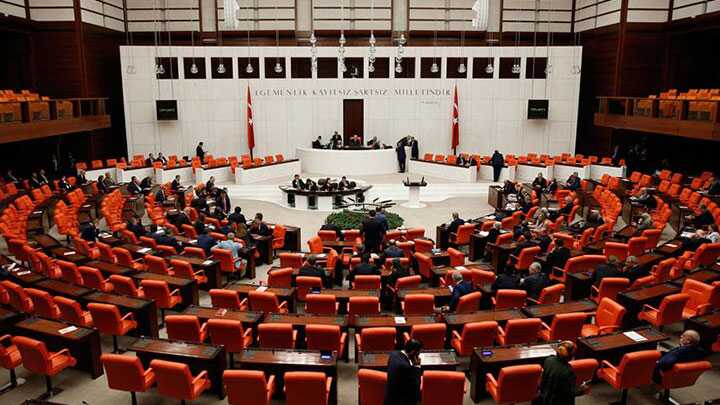 Türk askerinin Mali ve Orta Afrika Cumhuriyeti'ndeki görev süresi 1 yıl daha uzatıldı