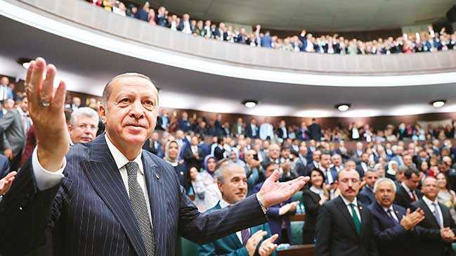 Halka tepeden bakan adamları getirmeyin