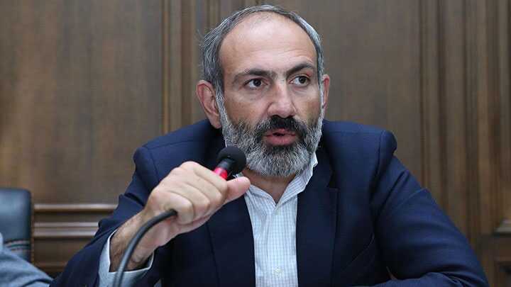 Ermenistan Başbakanı Paşinyan istifa edeceğini açıkladı
