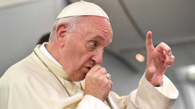 ABD'de Papa Franciscus'a güven azaldı