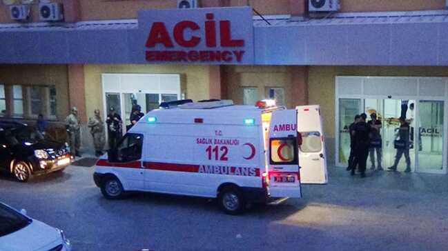 Askeri aracın Meriç Nehri'ne devrilmesi sonucu 2 askerimiz yaralandı