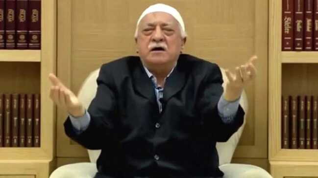 Etiyopya'daki FETÖ'cüler korkudan örgüt elebaşının kitaplarını yaktı
