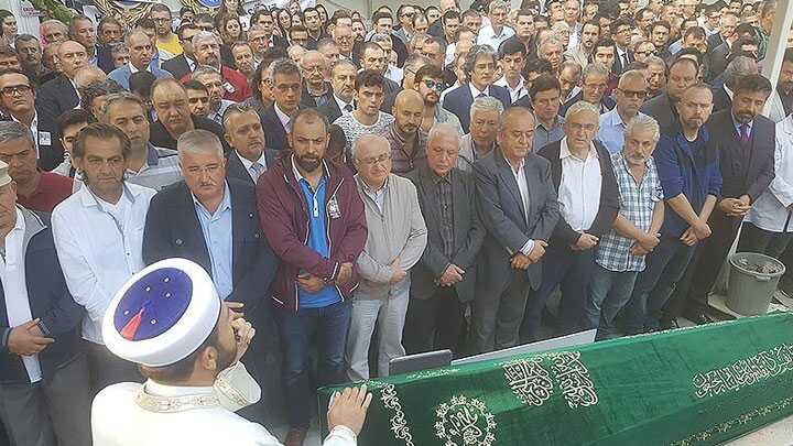 Doktor Fikret Hacıosman son yolculuğuna uğurlandı
