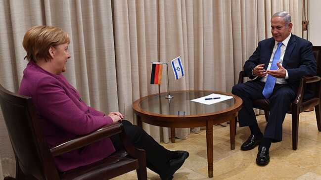 Almanya Başbakanı Merkel İsrail'de Netenyahu ile bir araya geldi