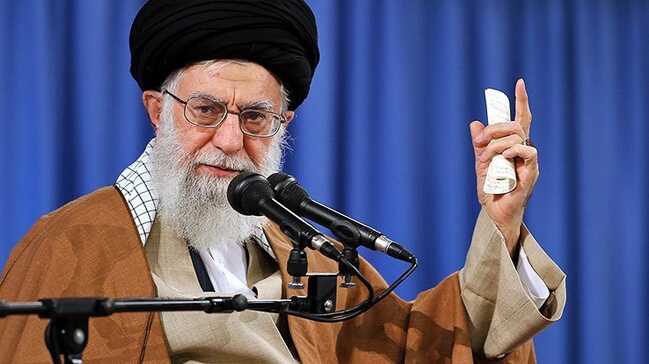 İran ruhani lideri Ayetullah Ali Hamaney: ABD'ye şamar atacağız