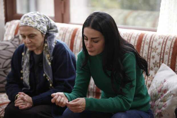A%C4%9Flama+Anne%E2%80%99de+Damla%E2%80%99n%C4%B1n+resti