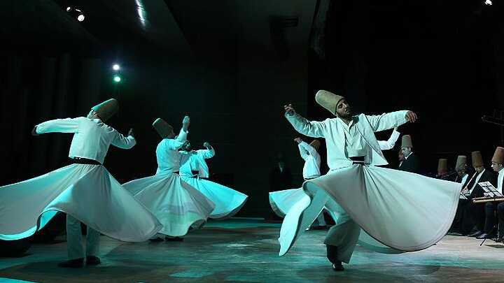 Mevlana%E2%80%99n%C4%B1n+745.+Vuslat+Y%C4%B1l+D%C3%B6n%C3%BCm%C3%BC+Uluslararas%C4%B1+Anma+T%C3%B6renleri+kapsam%C4%B1nda,+Konya%E2%80%99ya+on+binlerce+turist+a%C4%9F%C4%B1rlayacak