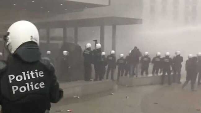 Belçika'da sokaklar karıştı