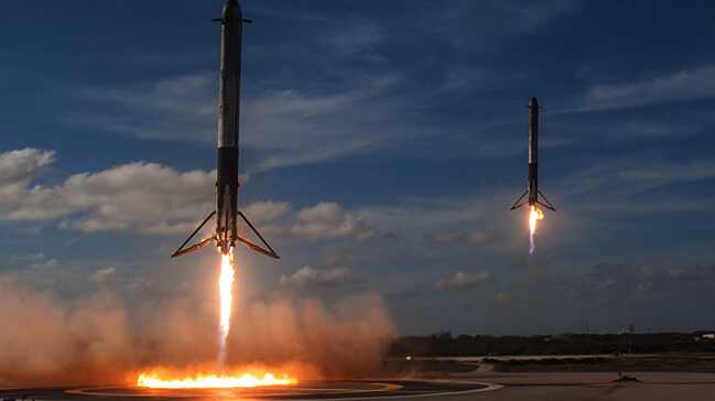 SpaceX uzaya ilk askeri uydusunu gönderdi