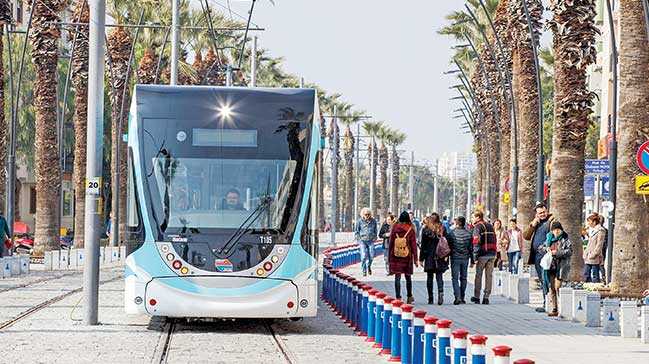 Metro ve tramvay da greve gidiyor