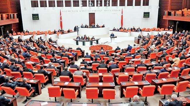 Meclis yeni yılın ilk mesaisine başlıyor