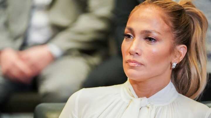 Jennifer Lopez'den iki Türk isme takip