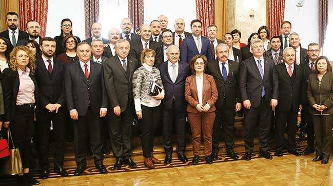 'Kararı seçmen verecek'
