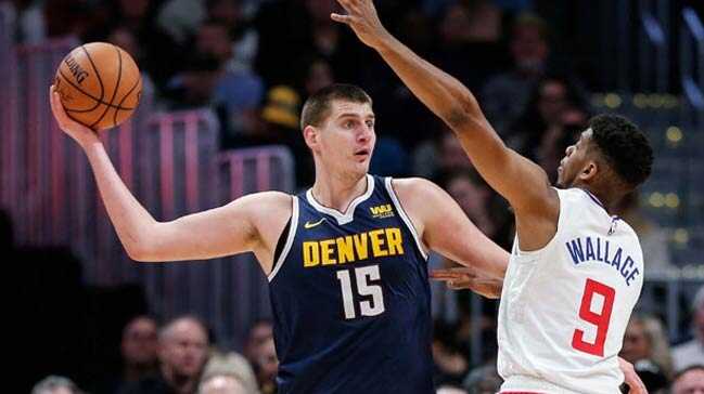 Nikola Jokic'in 'triple double'ı galibiyeti getirdi!