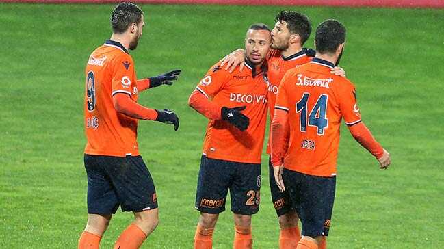 Medipol Başakşehir, Kerim Frei ve Milos Jojic ile yollarını ayırma kararı aldı