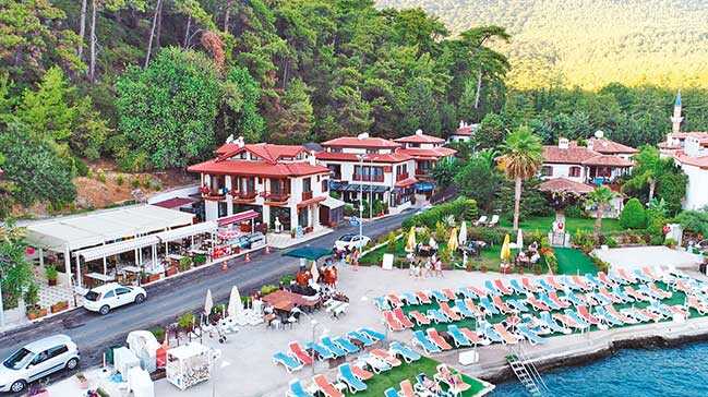 'Yeni yatırımlar turizme 10 milyarlık katkı yapar'