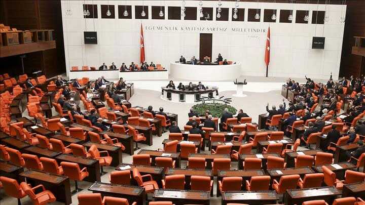 Dizi+ve+sineman%C4%B1n+desteklenmesi+teklifi+Genel+Kurulda+kabul+edildi