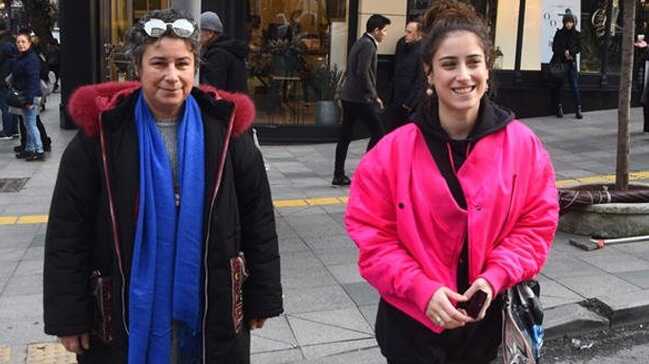 Hazal+Kaya+kanser+tedavisi+g%C3%B6ren+annesinden+sevindiren+haberi+verdi
