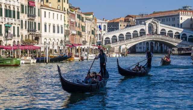 Venedik%E2%80%99te+May%C4%B1s%E2%80%99tan+itibaren+turistlerden+%E2%80%99ayakbast%C4%B1+paras%C4%B1%E2%80%99+al%C4%B1nacak