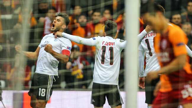 Galatasaray+sahas%C4%B1nda+Benfica%E2%80%99ya+2-1+ma%C4%9Flup+oldu
