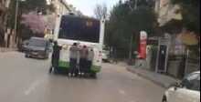 Patenli �ocuklar�n trafikte tehlikeli yolculu�u
