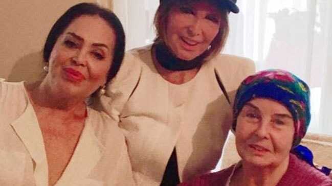 Türkan Şoray ve Filiz Akın'dan Fatma Girik'i evinde ziyaret!