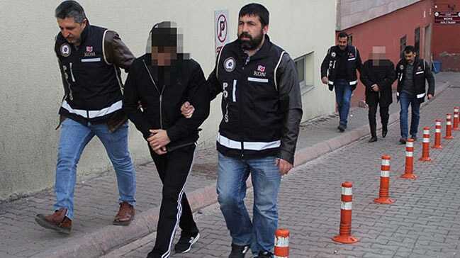 Postacı ve kurye gibi davranarak senet imzalatan 15 kişi gözaltına alındı