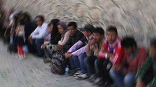 Dikili'de 41 düzensiz göçmen yakalandı