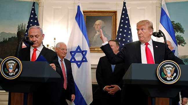 ABD Başkanı Trump, Golan Tepeleri işgalini tanıyan imzayı attı